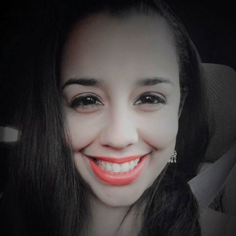 Meet your Posher, Crystal